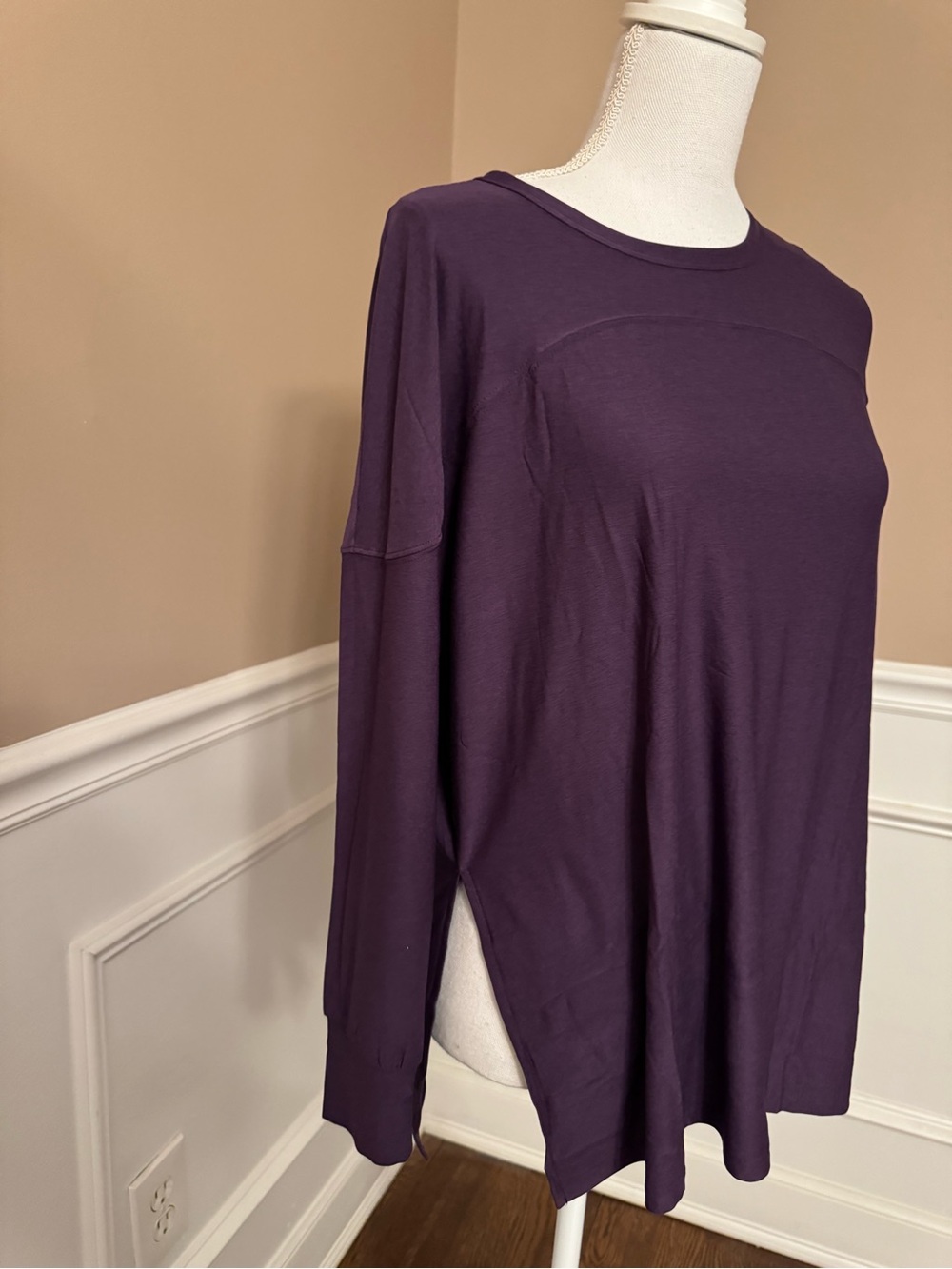 NWT Old Navy Active CloudMotion Purple Long Sleeve Top XS - Go-Dry Performance